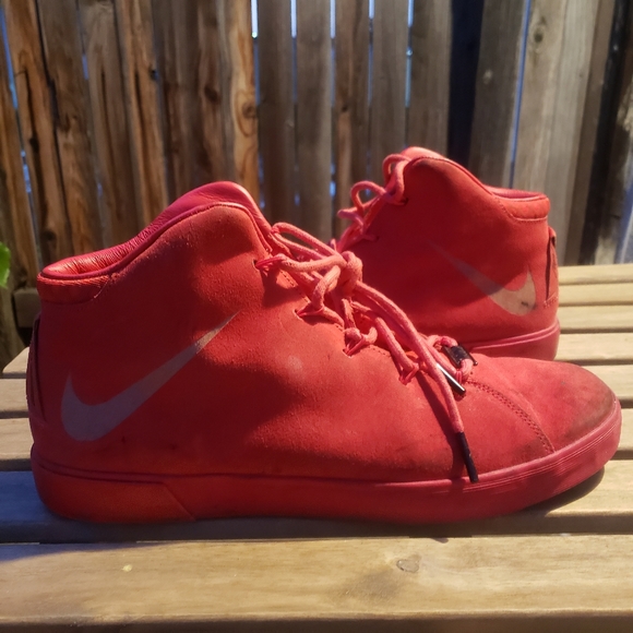 NIKE LeBron RED SUEDE Mens shoes size 11.5 - Picture 6 of 8